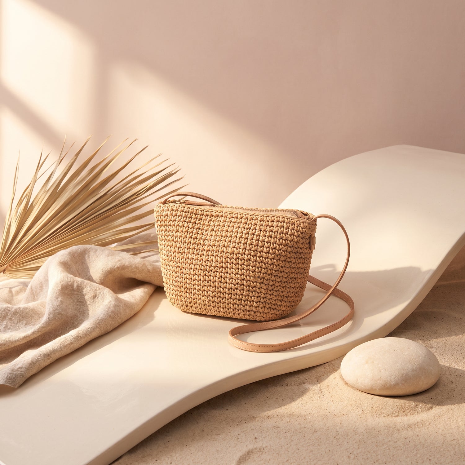 Straw Crossbody Bags