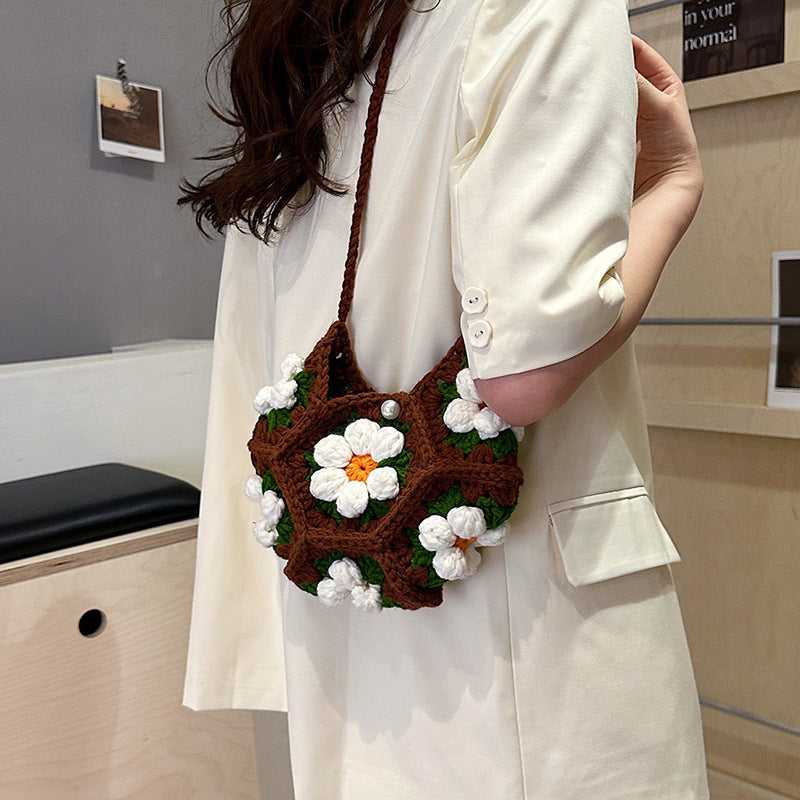 Simple And Cute Handmade Woven Crossbody Bag
