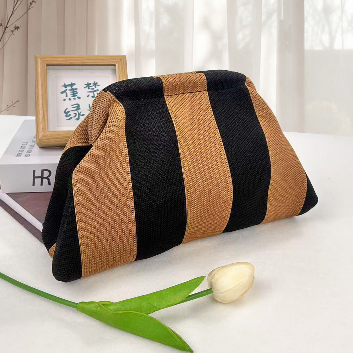 Nerja - Straw Clutch