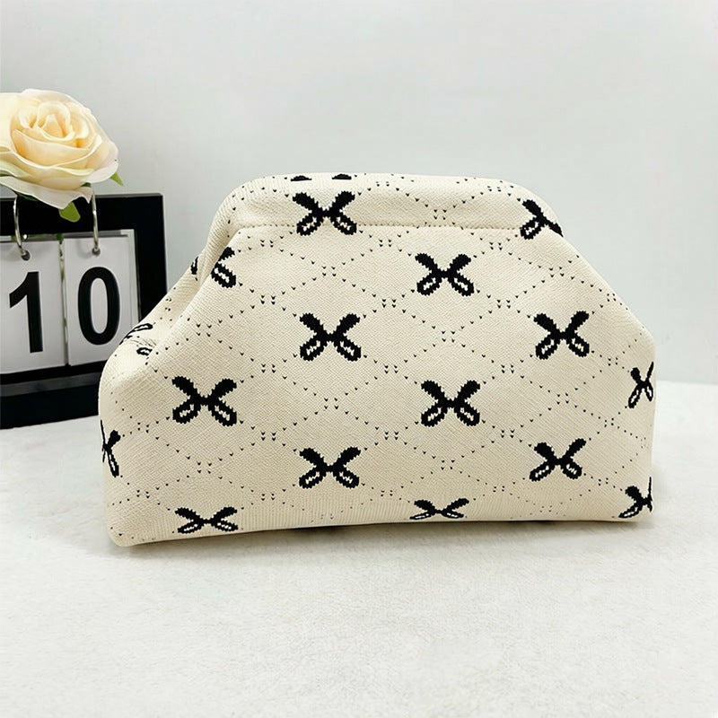 Nerja - Straw Clutch