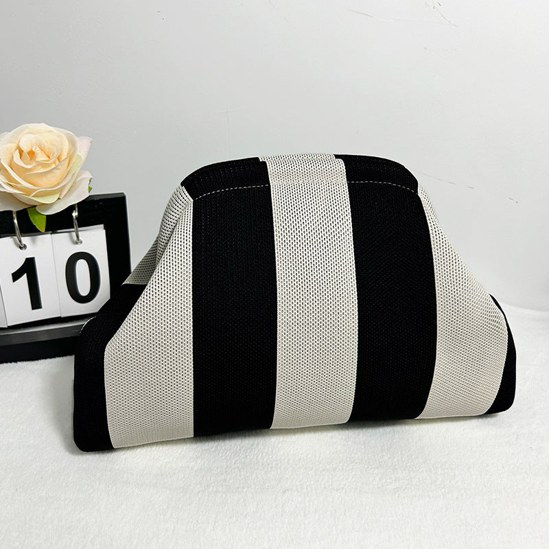 Nerja - Straw Clutch