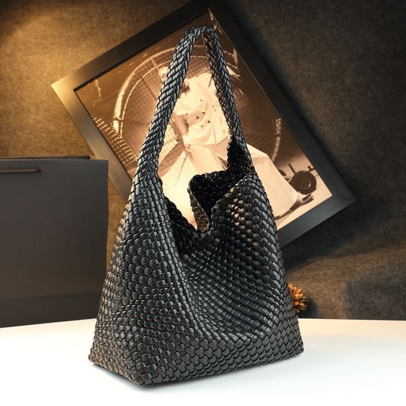 Handwoven Vintage Tote Bag With Large Capacity
