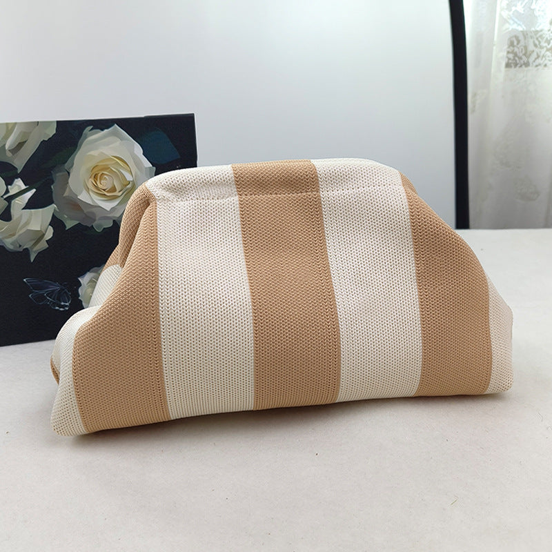 Nerja - Straw Clutch