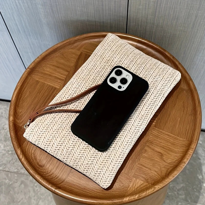 Noto - Straw Clutch