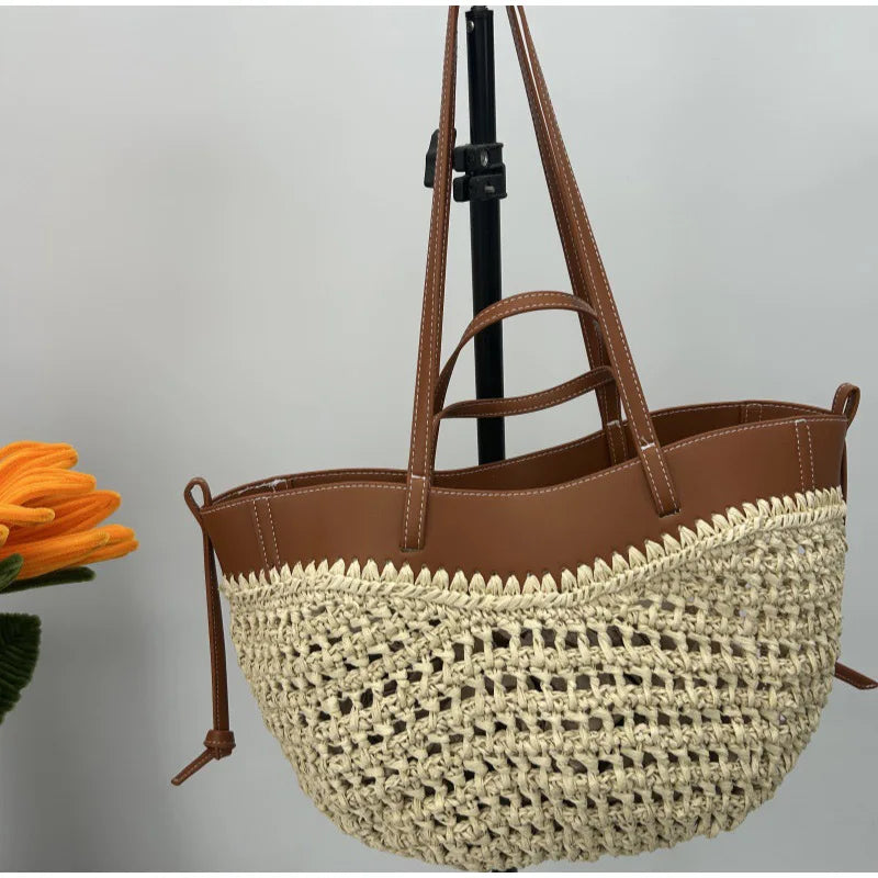 Gythio - Straw Bucket Bag