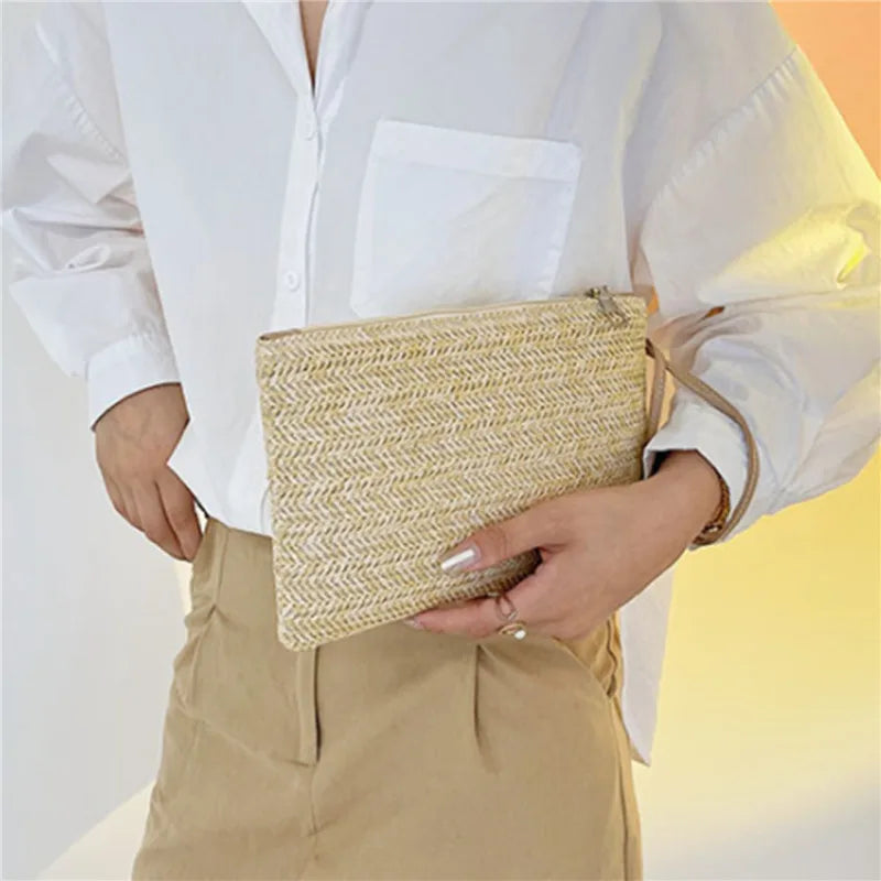Vietri - Straw Clutch