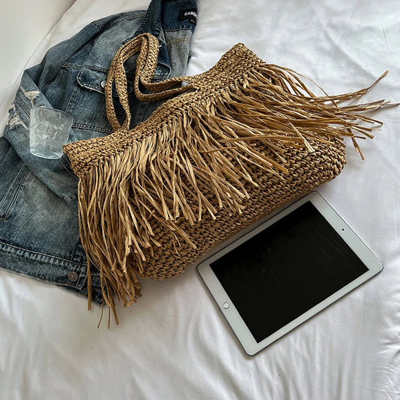 Llanes - Rattan Crossbody Bag