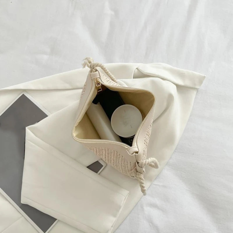 Krk - Rattan Crossbody Bag in Beige