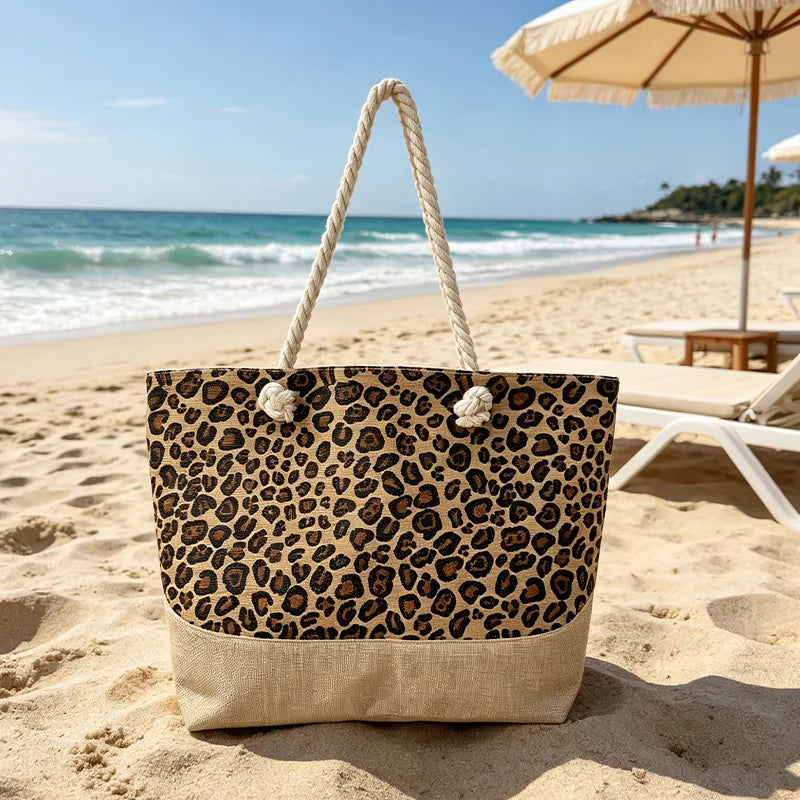 Calvi - Straw Beach Tote in Leopard Print
