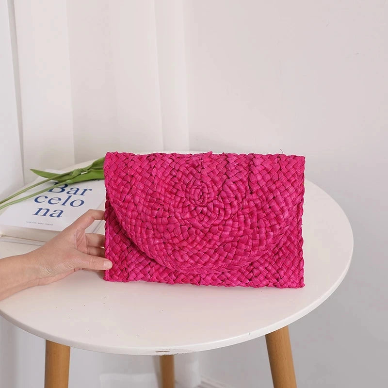Conil - Straw Clutch