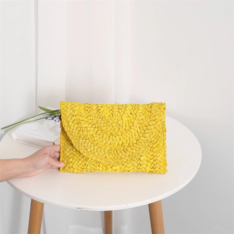 Mijas - Corn Husk Clutch