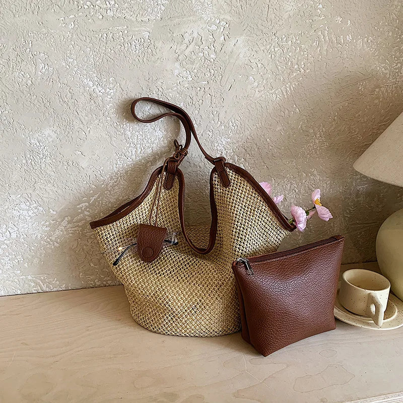 Nafplio - Straw Bucket Bag