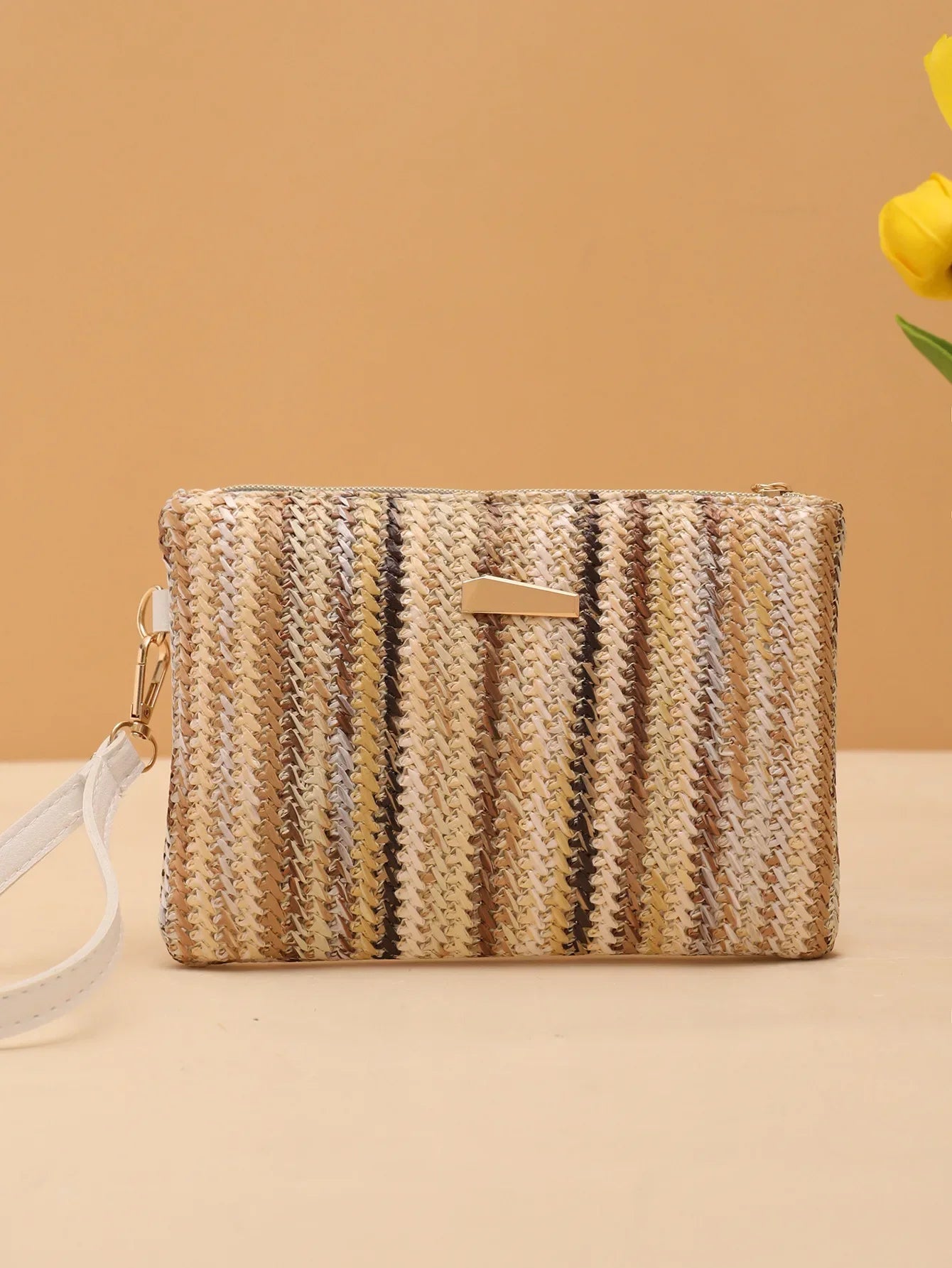 Naxos - Straw Clutch