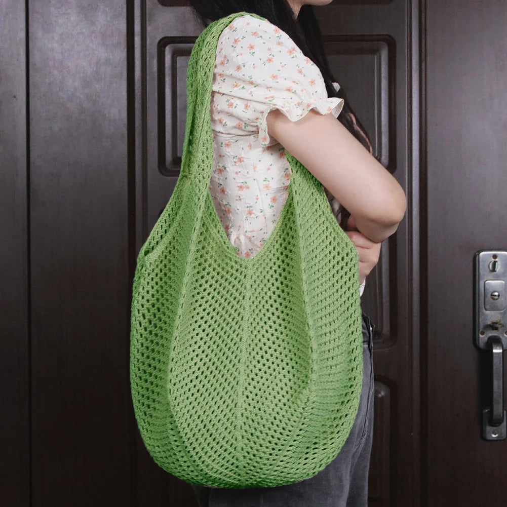 Koroni - Rattan Clutch