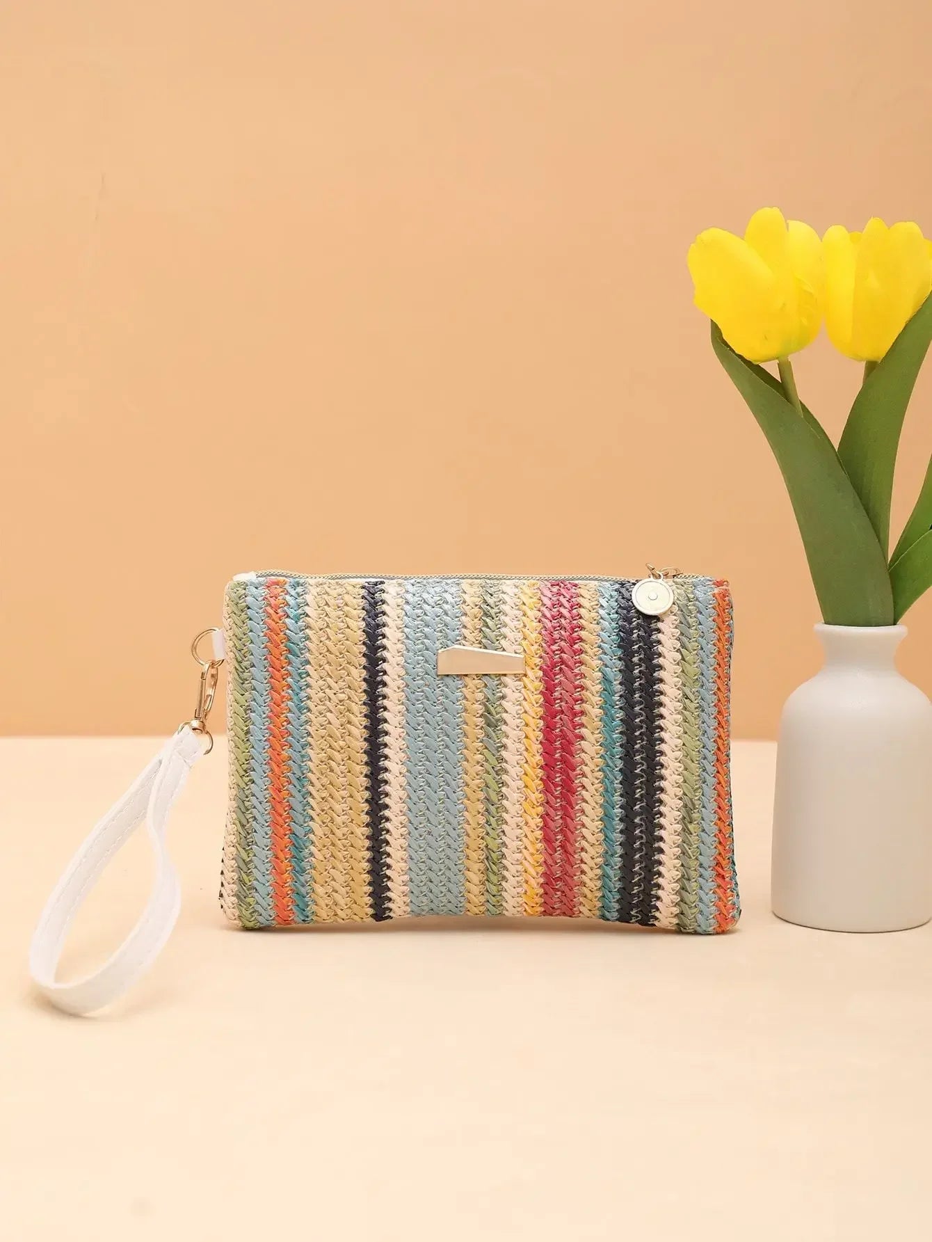 Naxos - Straw Clutch