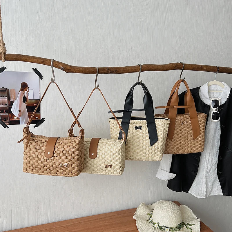 Mougins - Straw Clutch