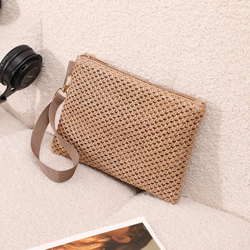 Ramatuelle - Straw Clutch
