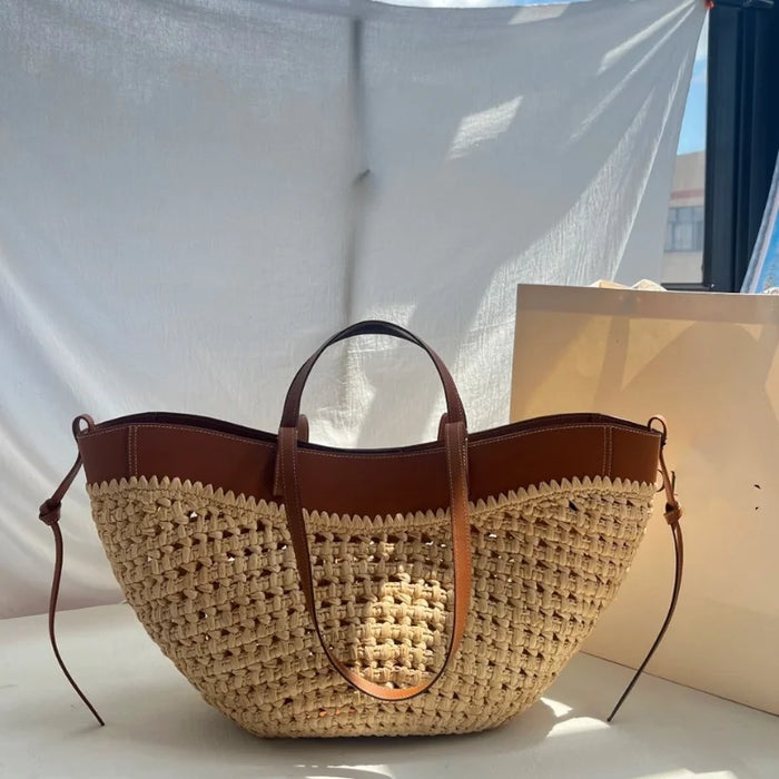 Gythio - Straw Bucket Bag