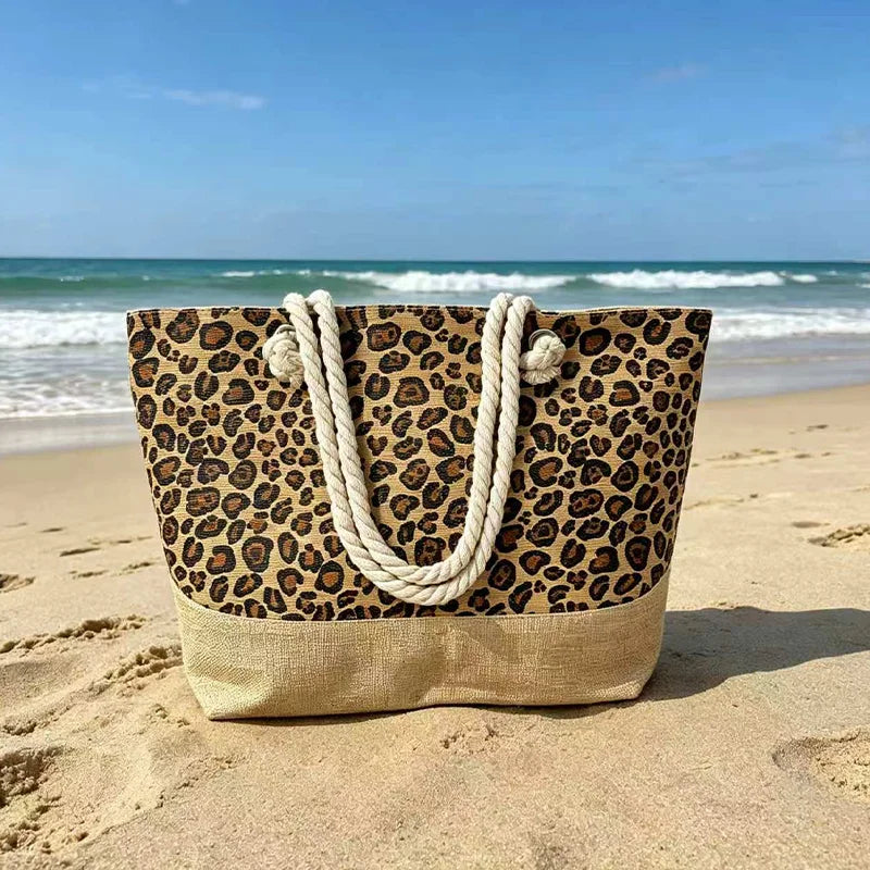 Calvi - Straw Beach Tote in Leopard Print
