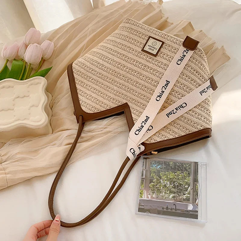Pylos - Straw Bucket Bag