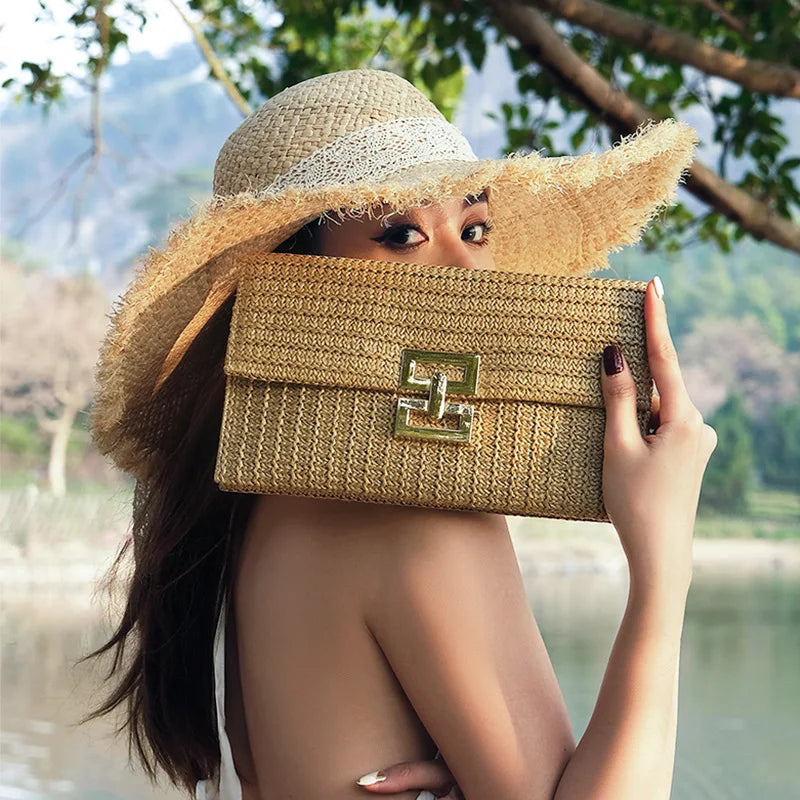 Gaeta - Straw Clutch