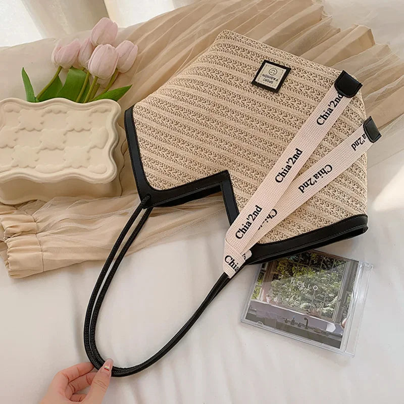 Pylos - Straw Bucket Bag