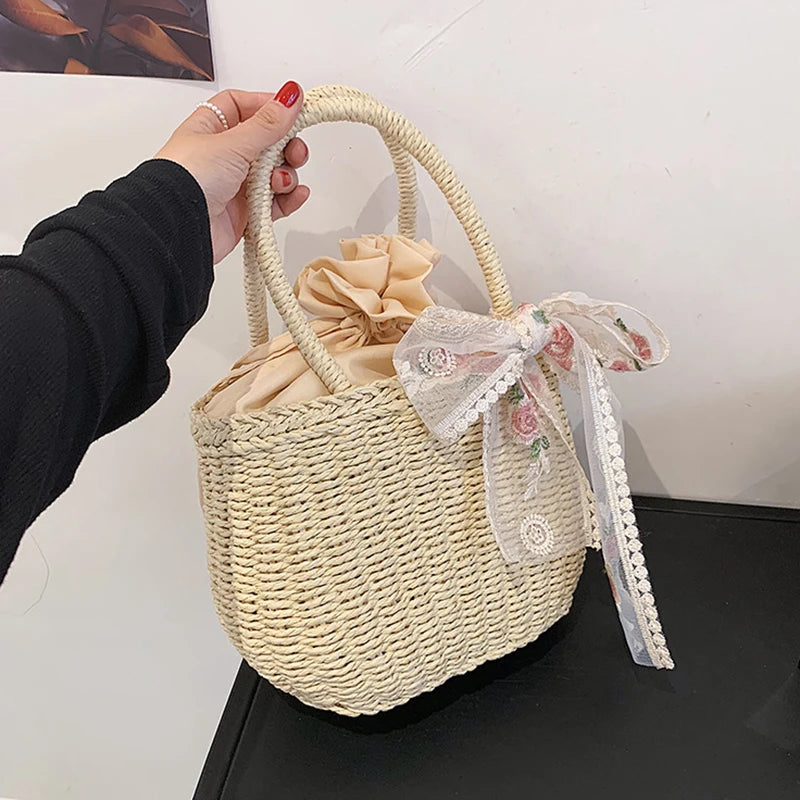 Zadar - Straw Bucket Bag