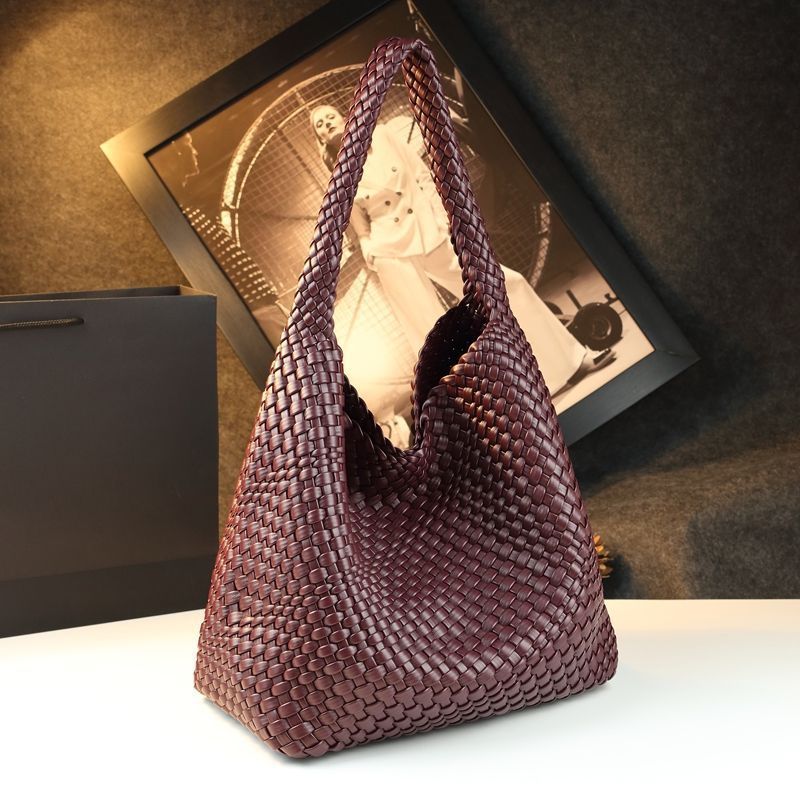 Handwoven Vintage Tote Bag With Large Capacity