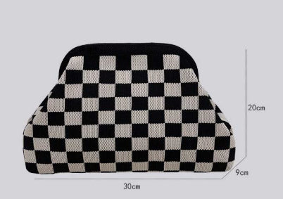 Nerja - Straw Clutch