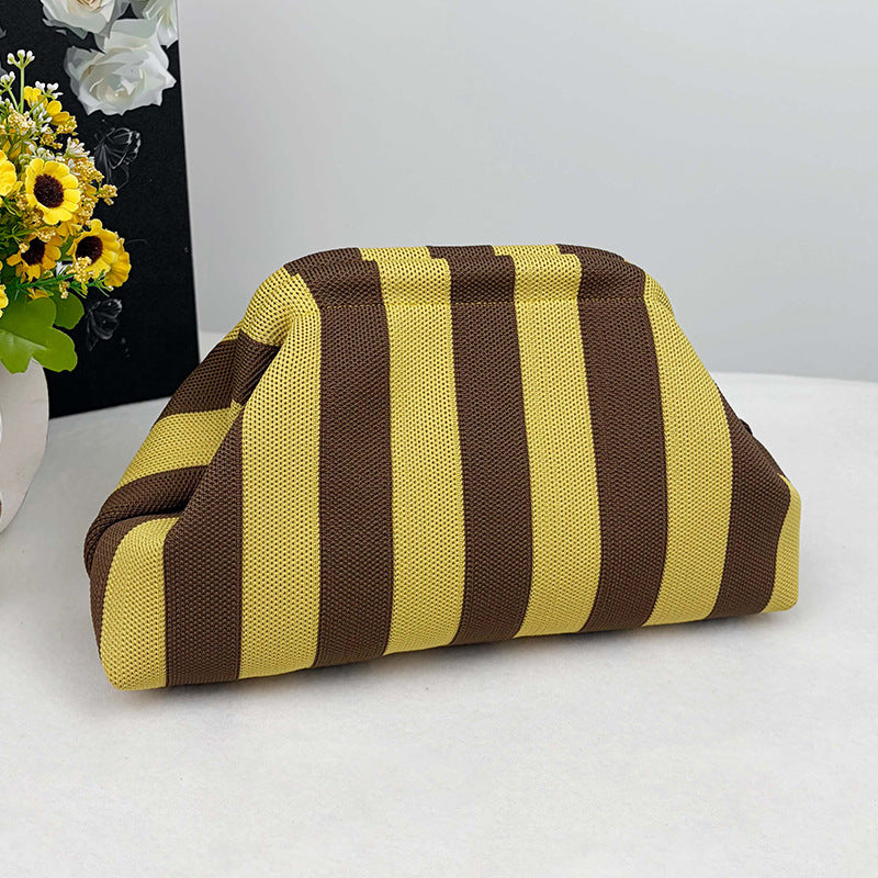Nerja - Straw Clutch