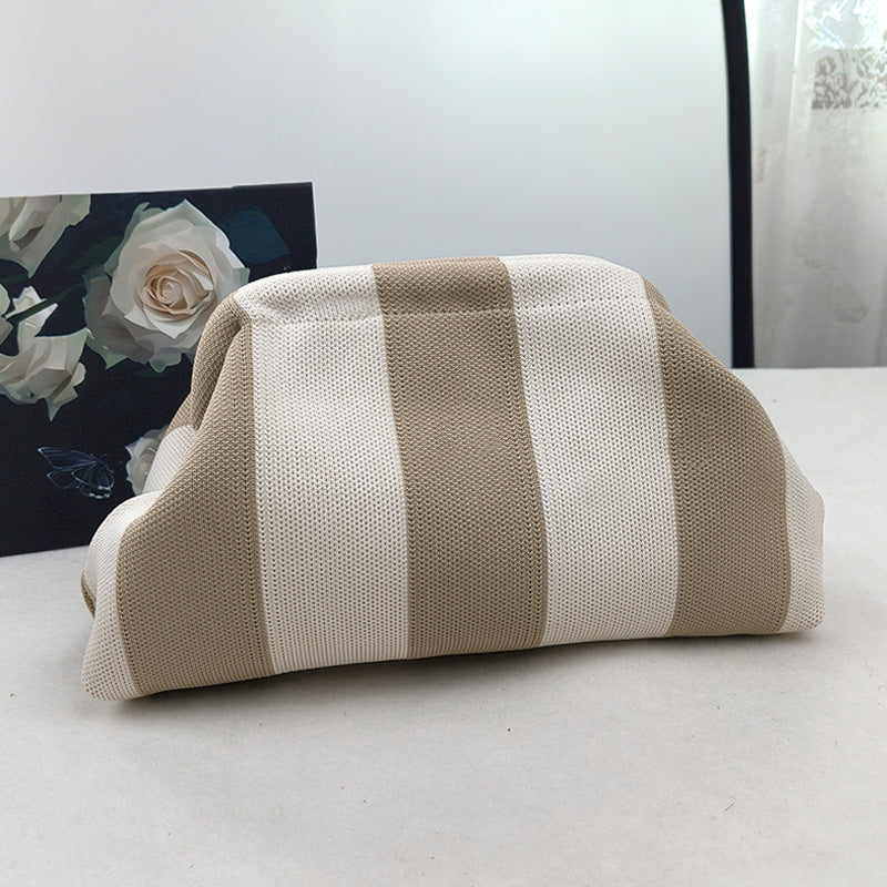 Nerja - Straw Clutch