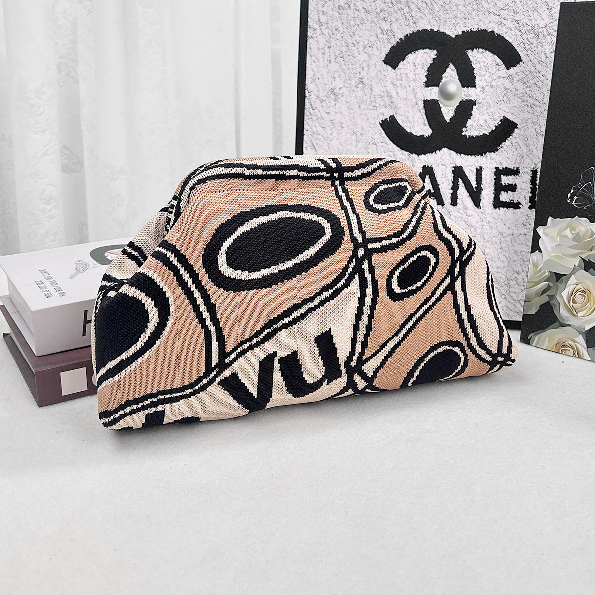 Nerja - Straw Clutch