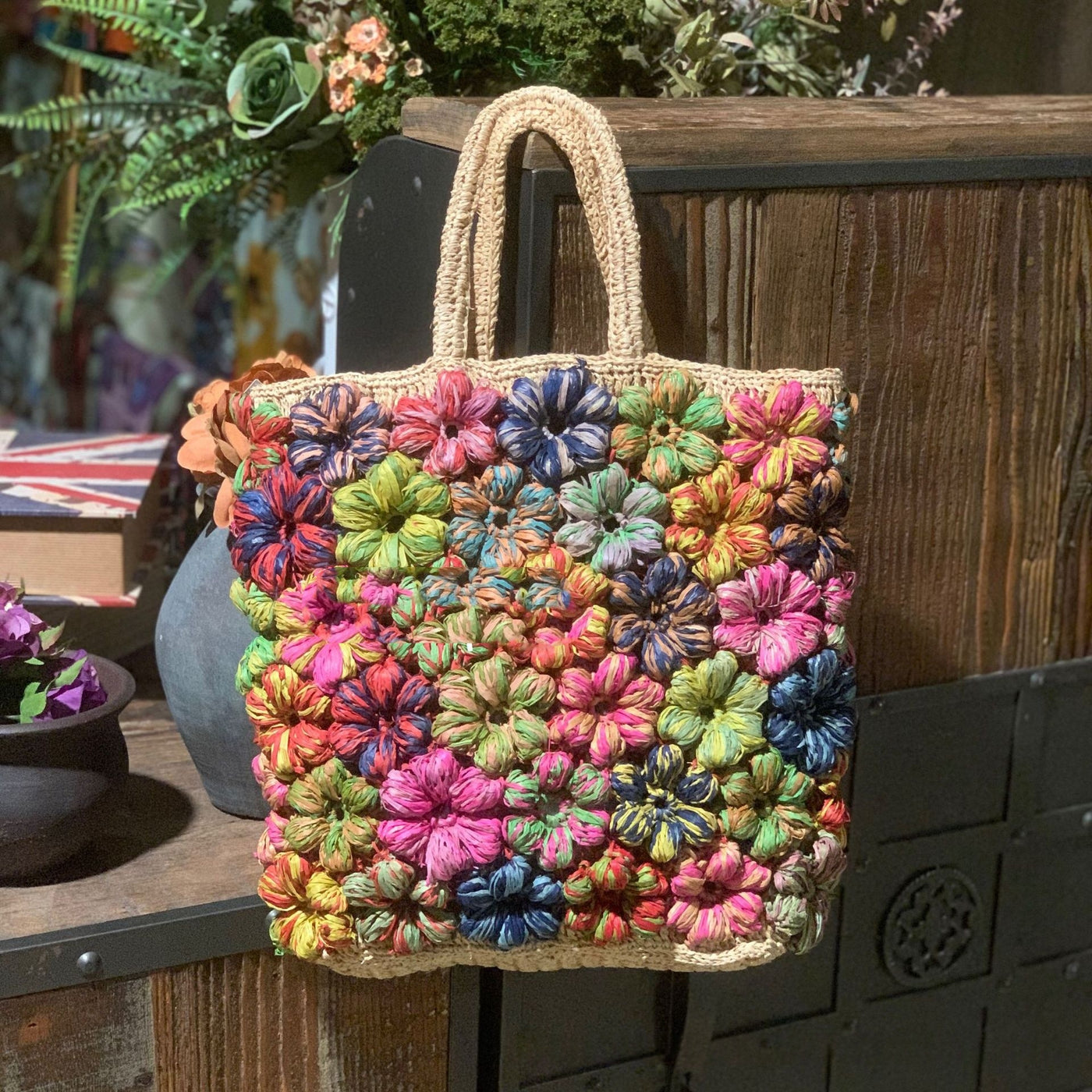 High-quality Raffia Handbag With Color-blocking
