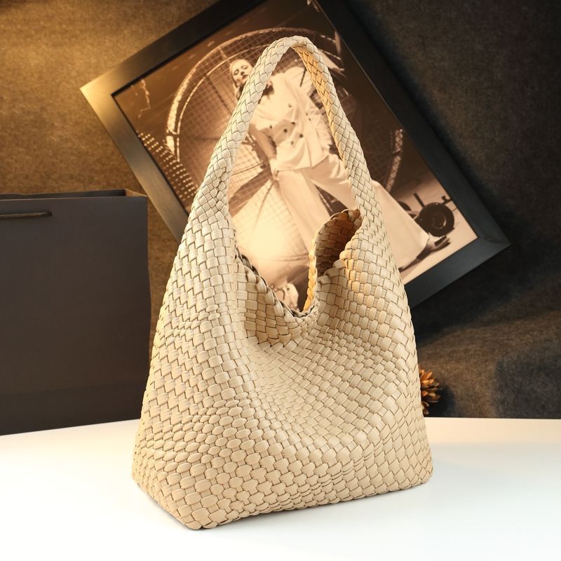 Handwoven Vintage Tote Bag With Large Capacity