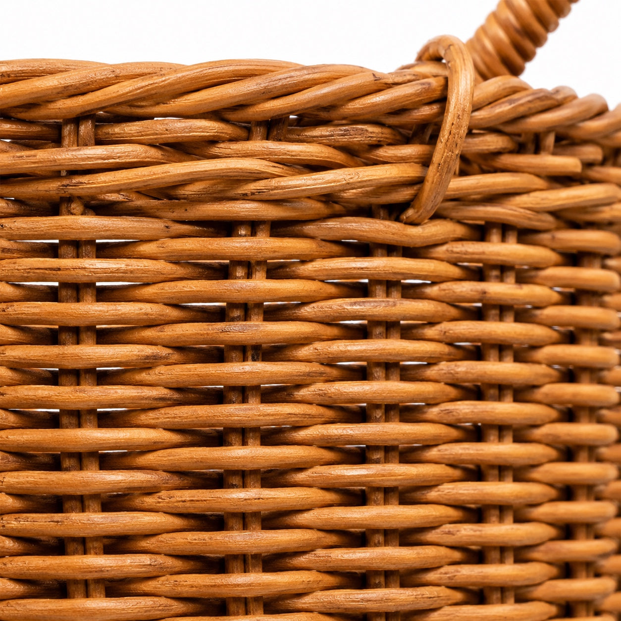 Minori - Rattan Handbag, close-up material detail