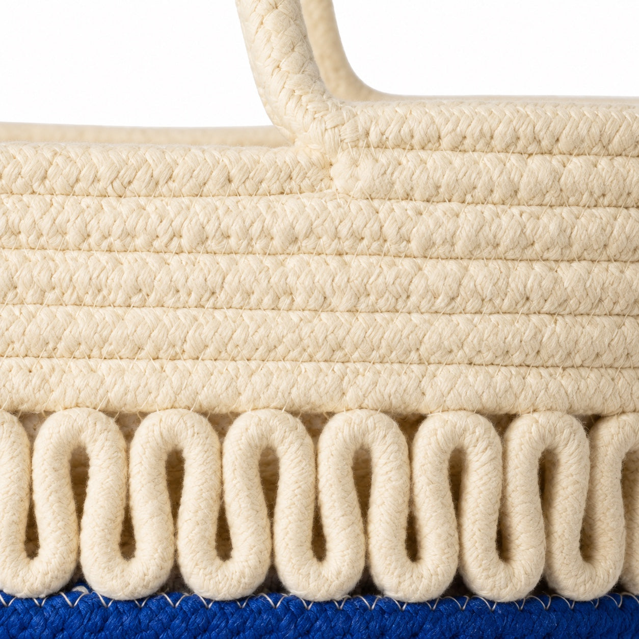Nardo - Woven Beach Tote, close-up material detail