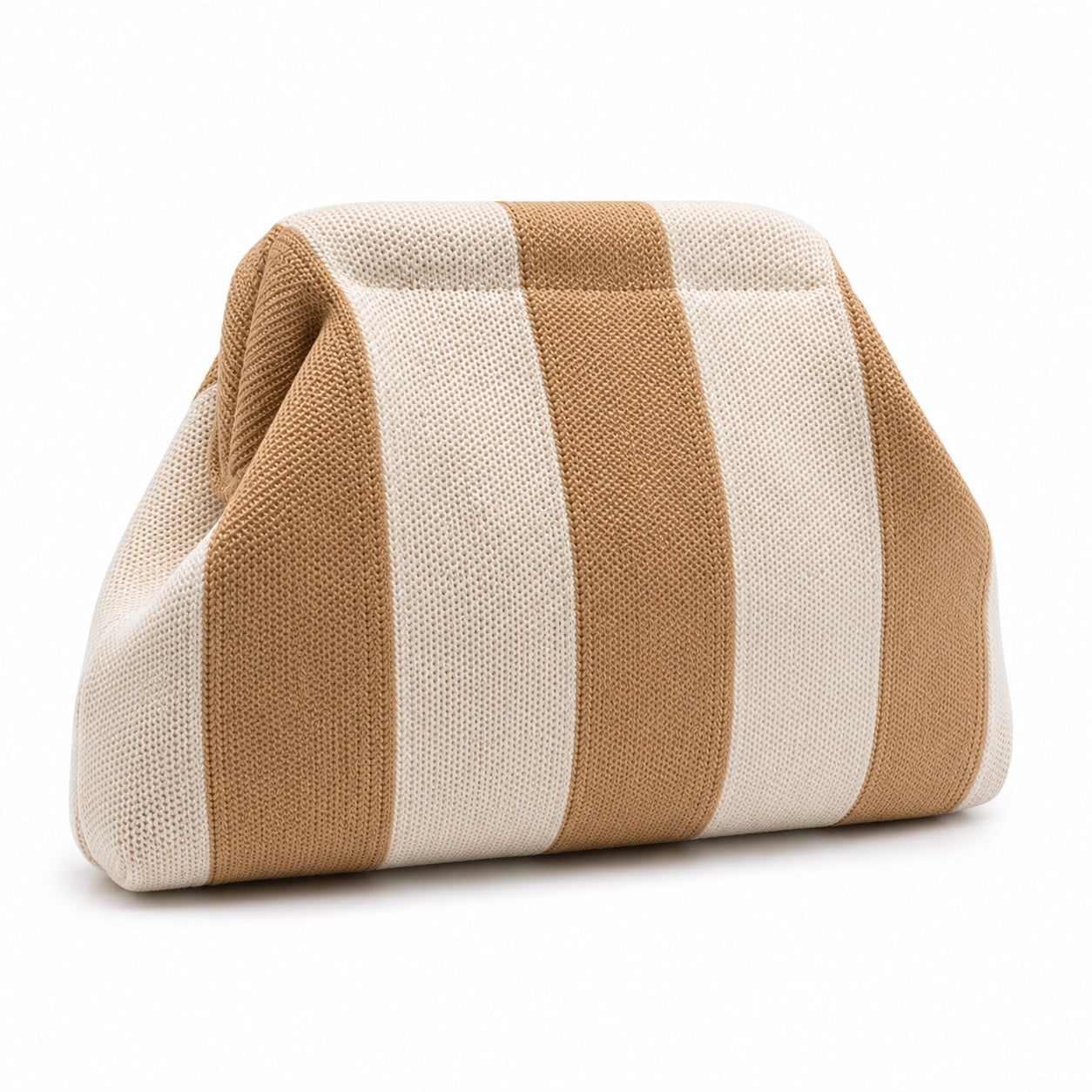 Nerja - Straw Clutch, three-quarter front view