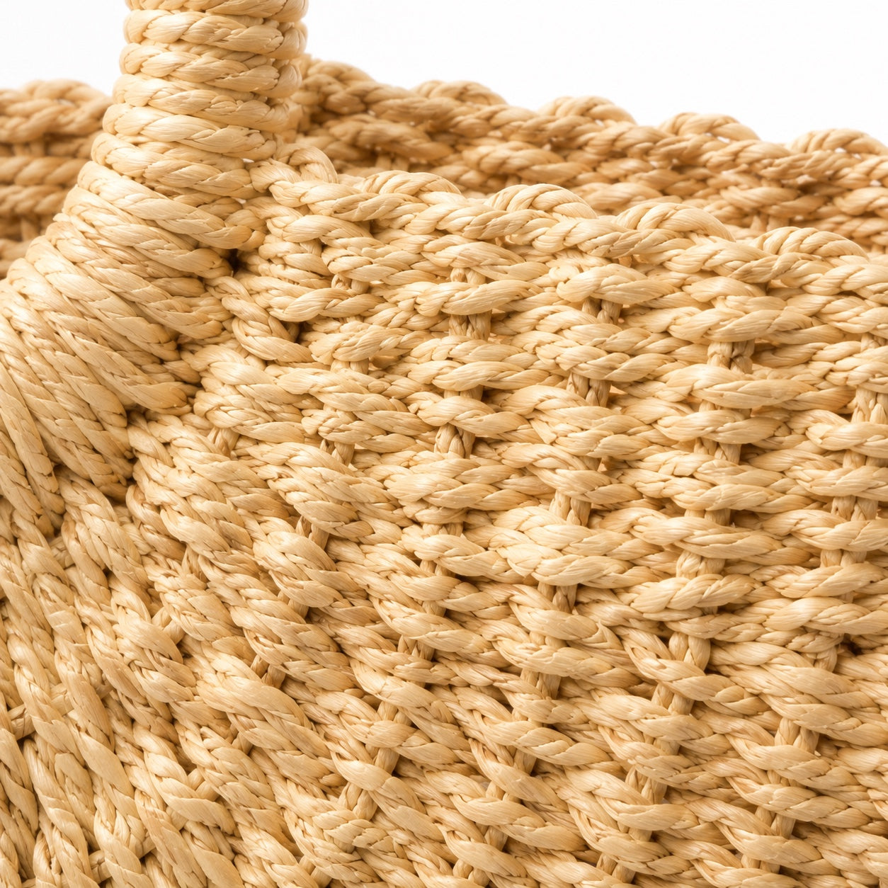 Ostuni - Straw Beach Tote, close-up material detail