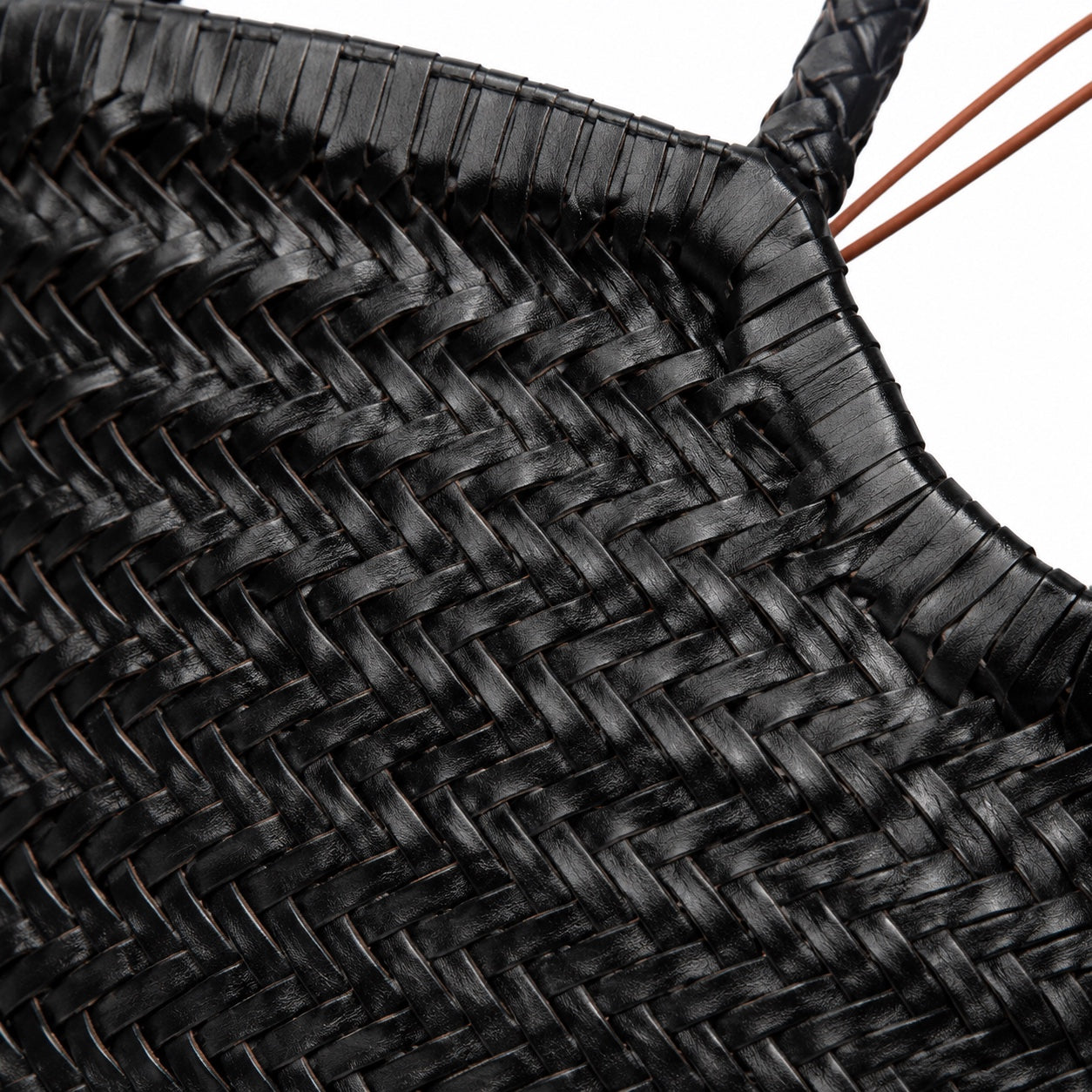 Tamariu - Straw Bucket Bag, close-up material detail